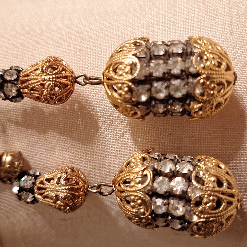 1960s Castlecliff Rhinestone Earrings. Marked. - Picture 9 of 14